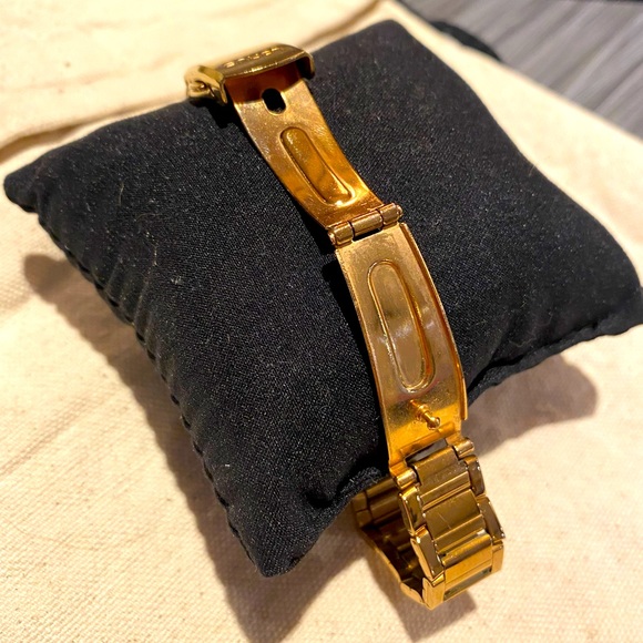 *Like New*LORUS Watch, date display, Rose Gold - Picture 6 of 6